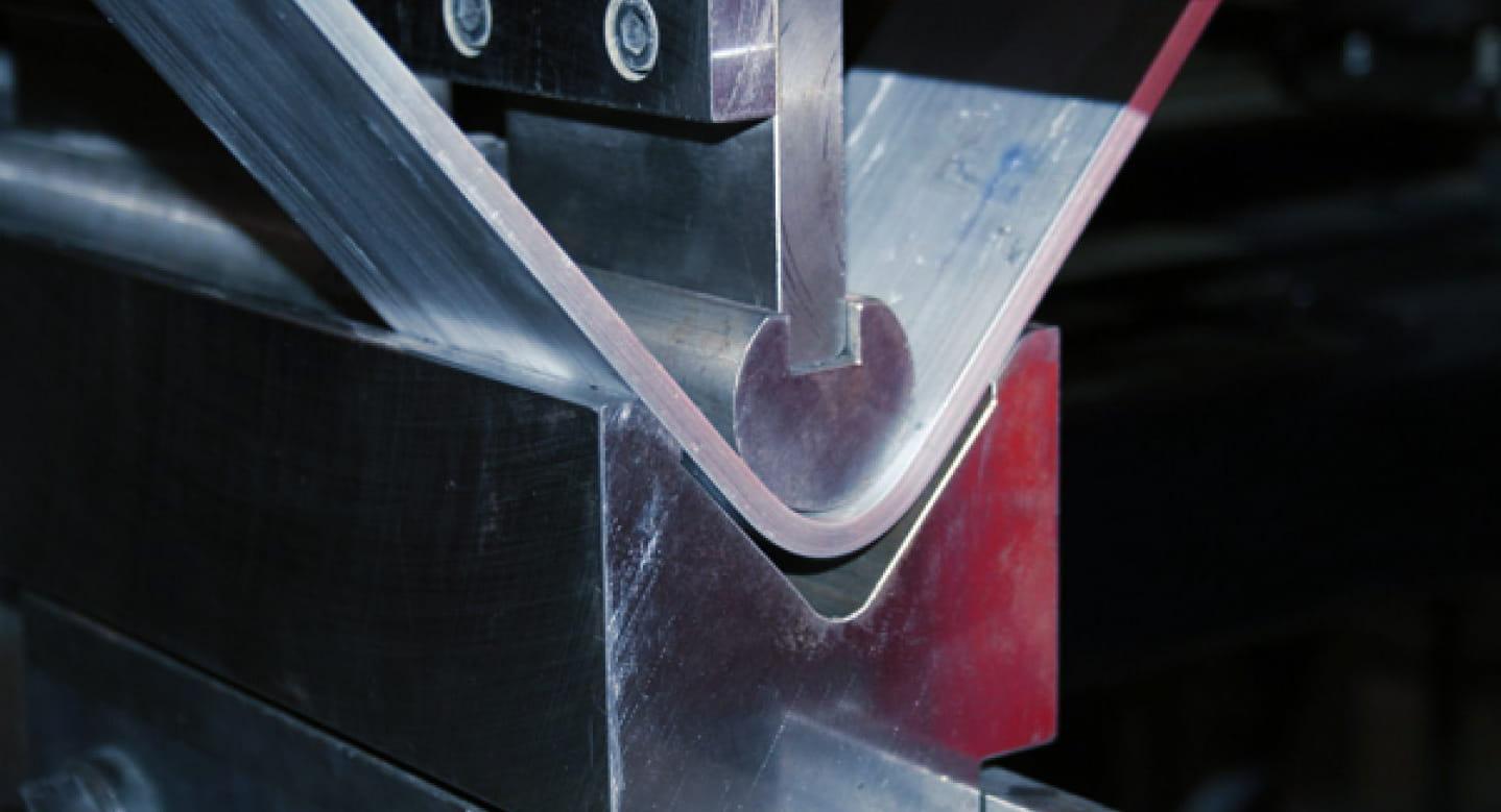 Секреты гибки нержавеющей стали: технологии, инструменты и советы Секреты гибки нержавеющей стали: технологии, инструменты и советы